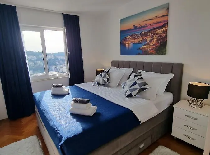 Bluesky Deluxe Free Parking Apartment